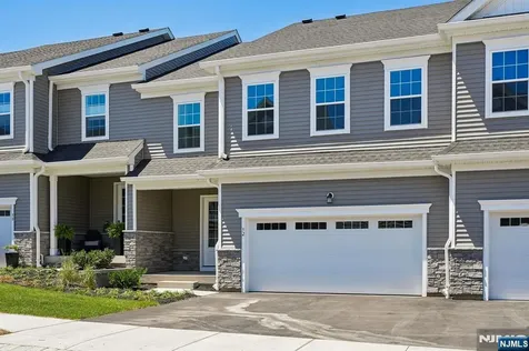 52 Eastwood Terrace East Hanover Twp NJ 07936