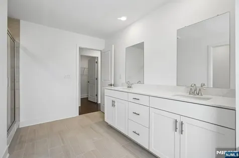 52 Eastwood Terrace East Hanover Twp NJ 07936