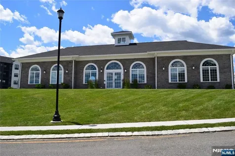 52 Eastwood Terrace East Hanover Twp NJ 07936