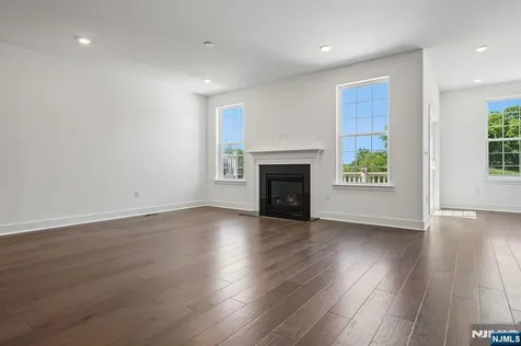 52 Eastwood Terrace East Hanover Twp NJ 07936
