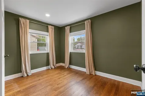 125 N 1st Street Bergenfield NJ 07621