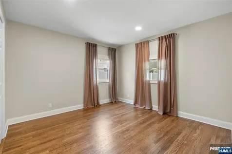 125 N 1st Street Bergenfield NJ 07621