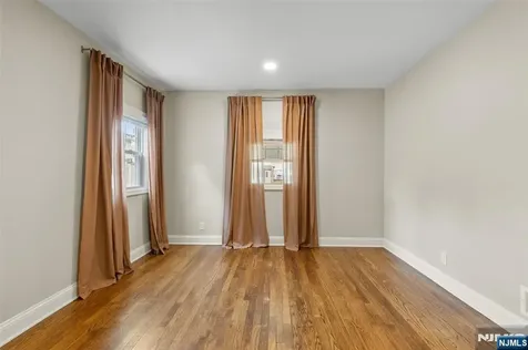 125 N 1st Street Bergenfield NJ 07621