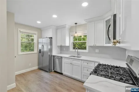 125 N 1st Street Bergenfield NJ 07621