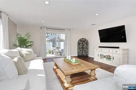 616 Bogert Road River Edge NJ 07661