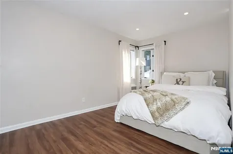 616 Bogert Road River Edge NJ 07661