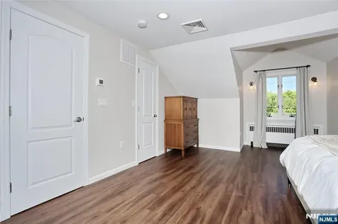 616 Bogert Road River Edge NJ 07661