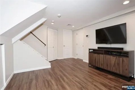 616 Bogert Road River Edge NJ 07661