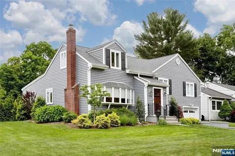 616 Bogert Road River Edge NJ 07661