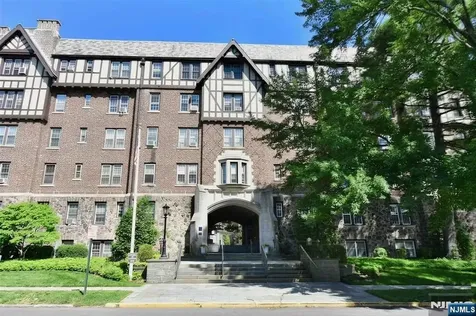 275 Engle Street Englewood NJ 07631