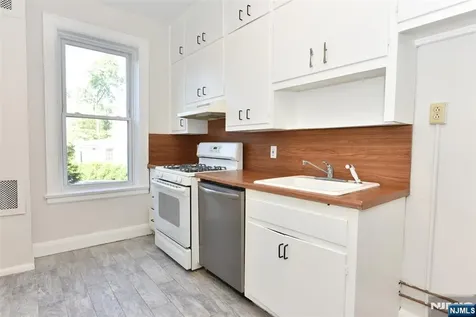 275 Engle Street Englewood NJ 07631