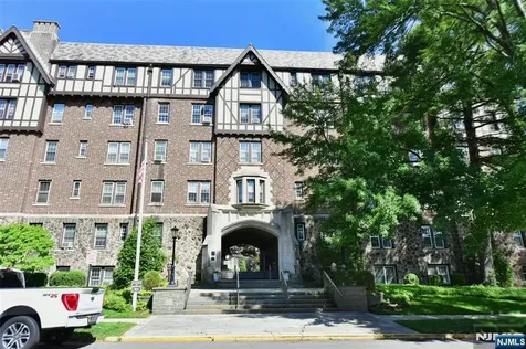 275 Engle Street Englewood NJ 07631