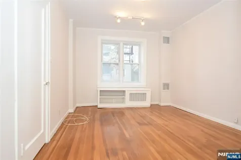 275 Engle Street Englewood NJ 07631