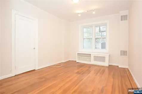 275 Engle Street Englewood NJ 07631