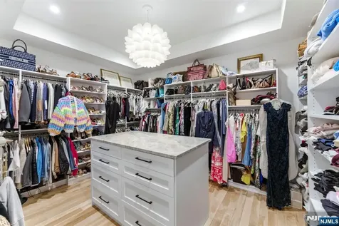 29 Roslyn Avenue Englewood Cliffs NJ 07632