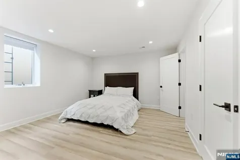 29 Roslyn Avenue Englewood Cliffs NJ 07632