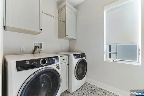 29 Roslyn Avenue Englewood Cliffs NJ 07632