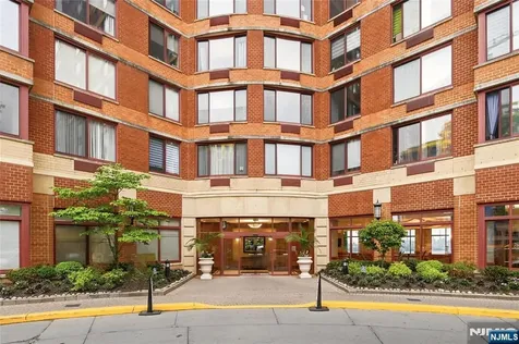 100 Old Palisade Road Fort Lee NJ 07024