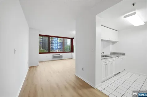 100 Old Palisade Road Fort Lee NJ 07024