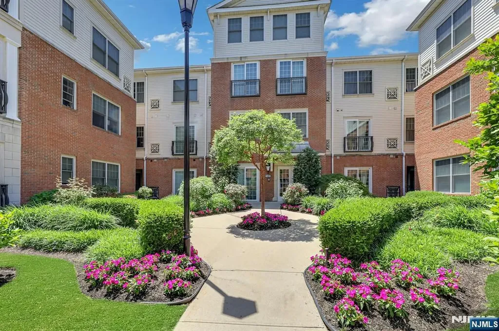 2307 The Plaza Tenafly NJ 07670