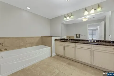2307 The Plaza Tenafly NJ 07670