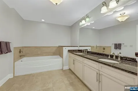 2307 The Plaza Tenafly NJ 07670