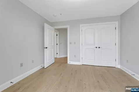 2307 The Plaza Tenafly NJ 07670