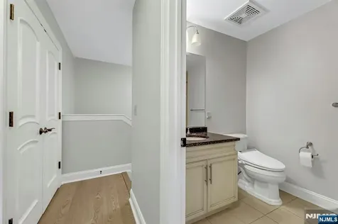 2307 The Plaza Tenafly NJ 07670