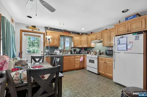 133 Mary Avenue Woodbridge NJ 08863