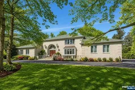 510 Hampton Hill Road Franklin Lakes NJ 07417