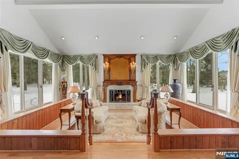 510 Hampton Hill Road Franklin Lakes NJ 07417