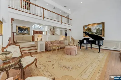 510 Hampton Hill Road Franklin Lakes NJ 07417