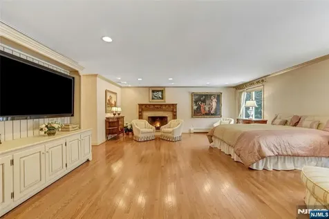 510 Hampton Hill Road Franklin Lakes NJ 07417
