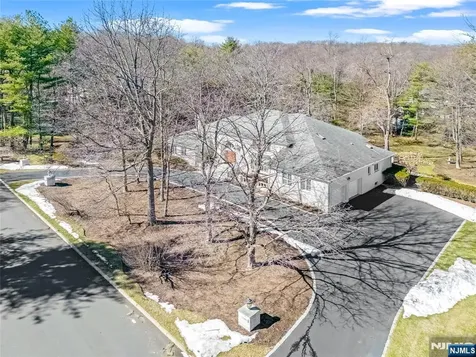 510 Hampton Hill Road Franklin Lakes NJ 07417