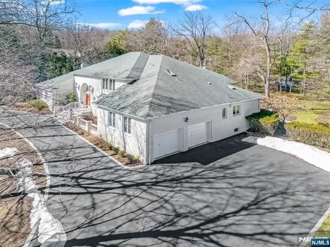 510 Hampton Hill Road Franklin Lakes NJ 07417