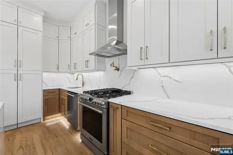 9 Cole Street Bergenfield NJ 07621