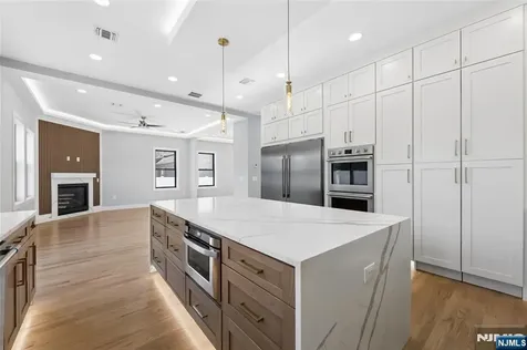 9 Cole Street Bergenfield NJ 07621