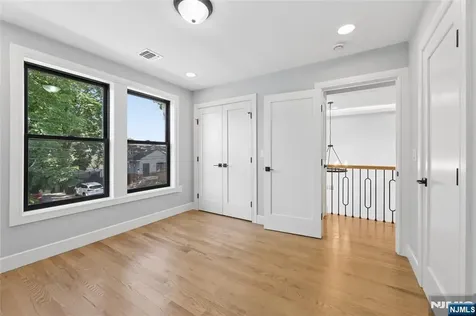 9 Cole Street Bergenfield NJ 07621