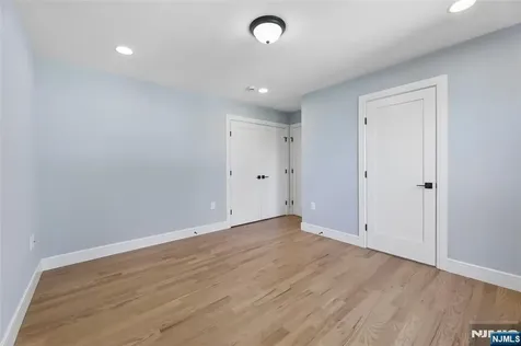9 Cole Street Bergenfield NJ 07621