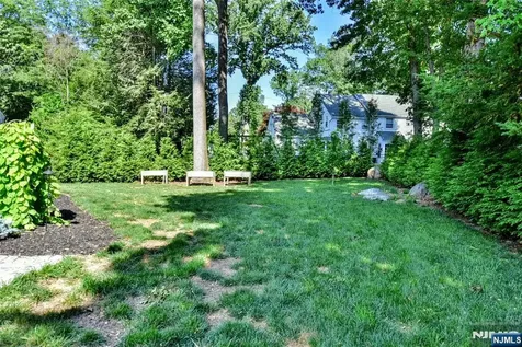 43 Overlook Court Ramsey NJ 07446