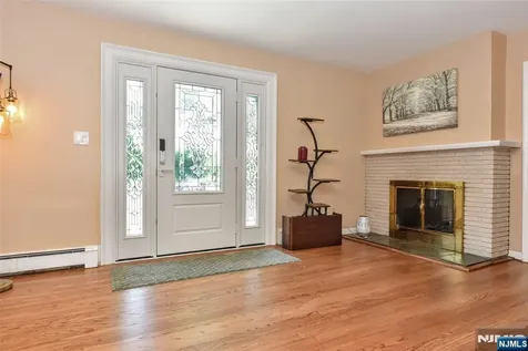 43 Overlook Court Ramsey NJ 07446