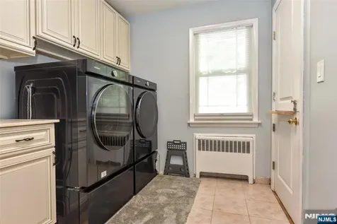43 Overlook Court Ramsey NJ 07446