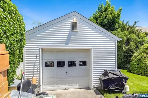 447 Sussex Road Wood Ridge NJ 07075