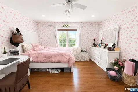 18 Dehart Court Wayne NJ 07470