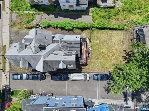 79 Cleveland Street Orange NJ 07050