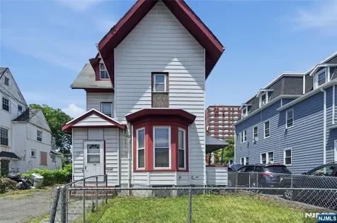 79 Cleveland Street Orange NJ 07050
