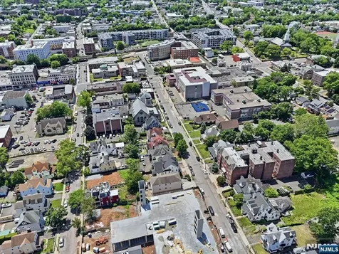 79 Cleveland Street Orange NJ 07050