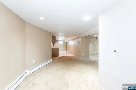 137 Uhland East Rutherford NJ 07073