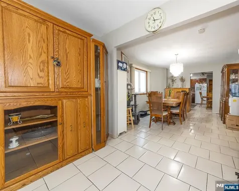 137 Uhland East Rutherford NJ 07073
