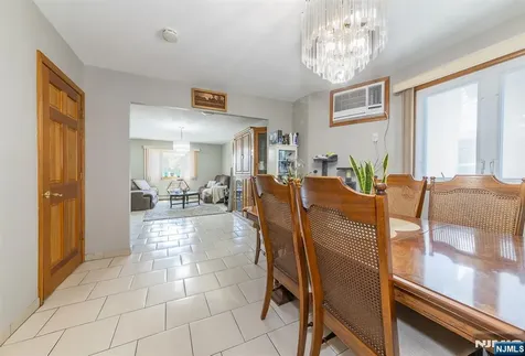 137 Uhland East Rutherford NJ 07073